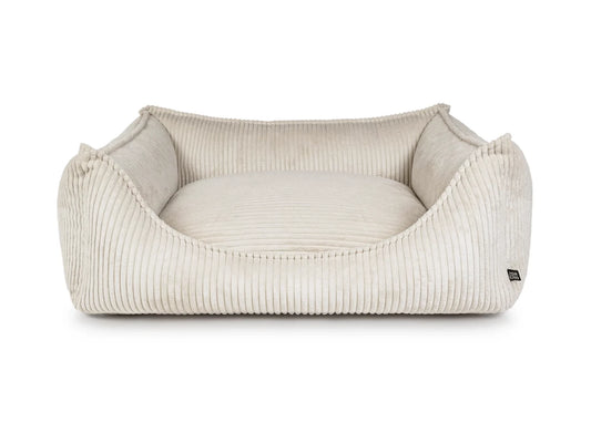 The Dreamer’s Nest Bed
